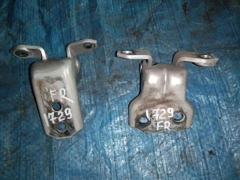 петли двери SUZUKI AERIO RA21S M15A