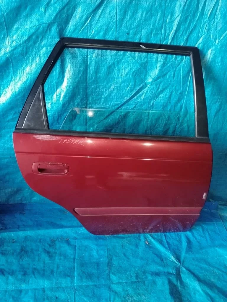 дверь TOYOTA CALDINA ST215 -