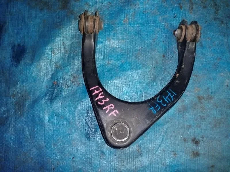 рычаг TOYOTA MARK X GRX120 -