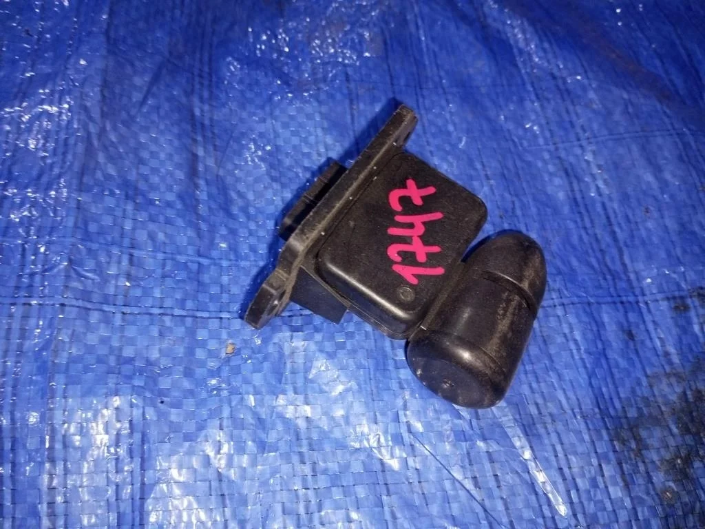 датчик расхода воздуха TOYOTA WINDOM MCV21 2MZFE - 22204-20010