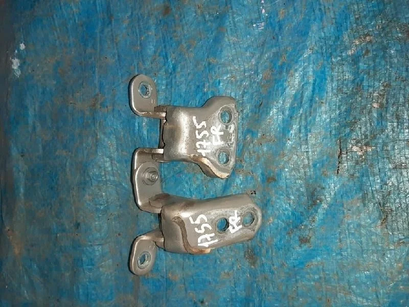 петли двери TOYOTA CAMRY ACV30 -