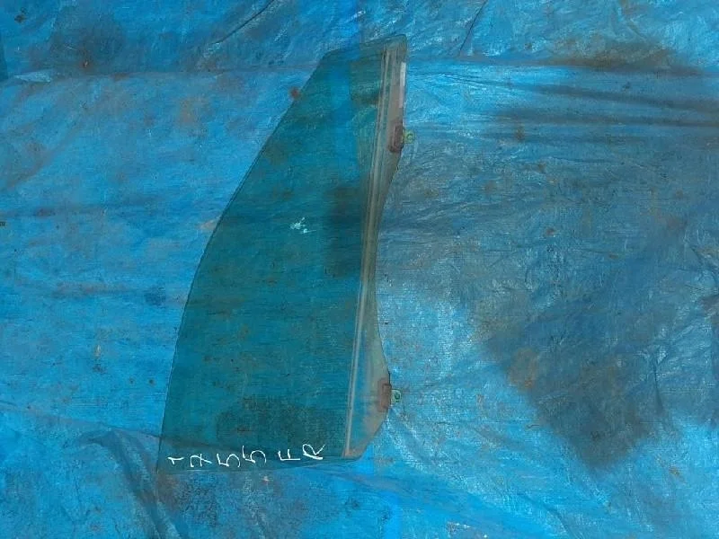 стекло TOYOTA CAMRY ACV30 -