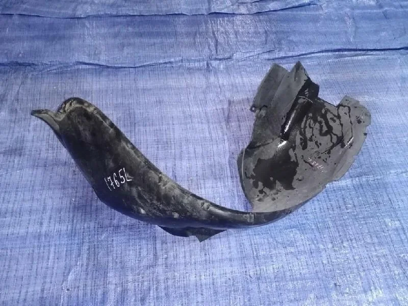 подкрылок VOLVO S60 RS B5244S