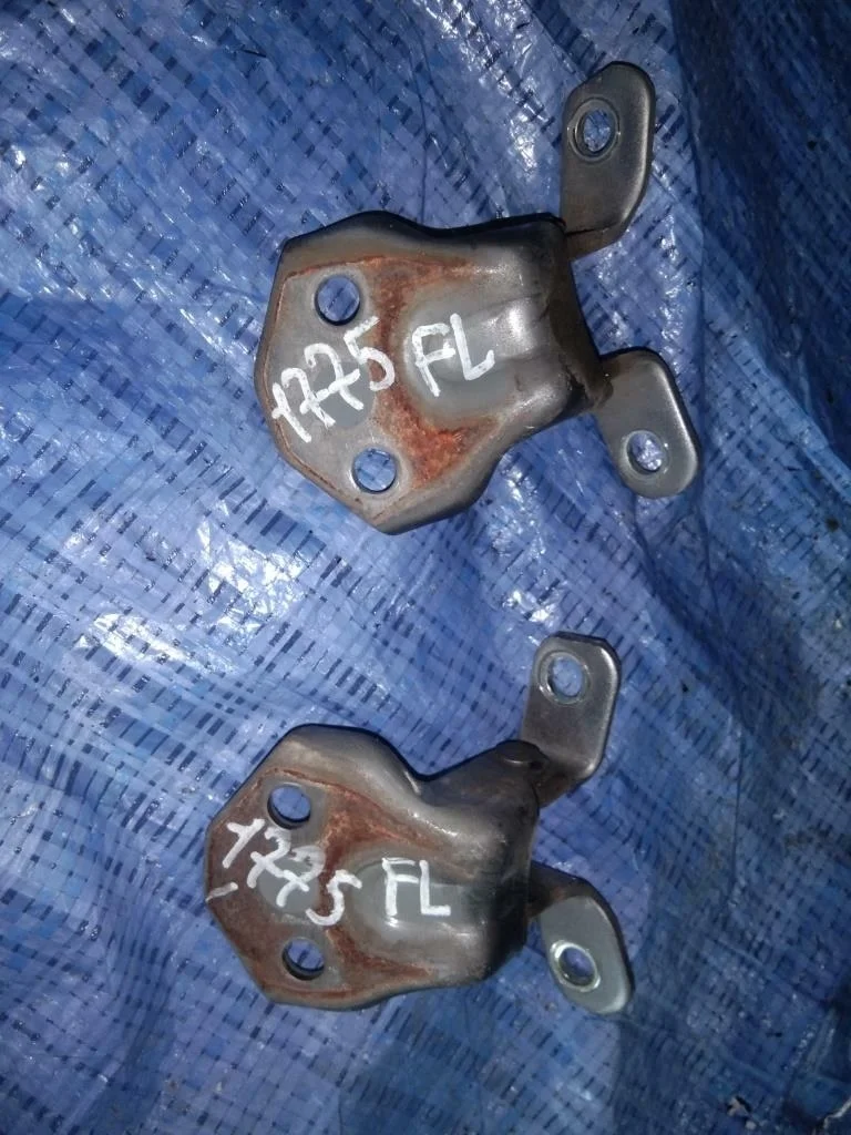 петли двери MAZDA FAMILIA BJ5W -