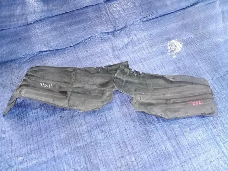 подкрылок MAZDA DEMIO DE3FS -