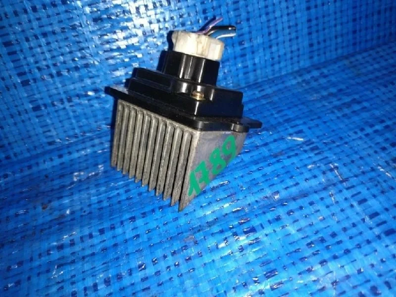 резистор отопителя MAZDA PREMACY CP8W FP - GE4T61B15A