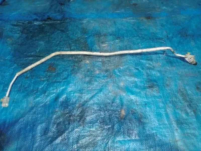 шланг кондиционера BMW X3 E83 -