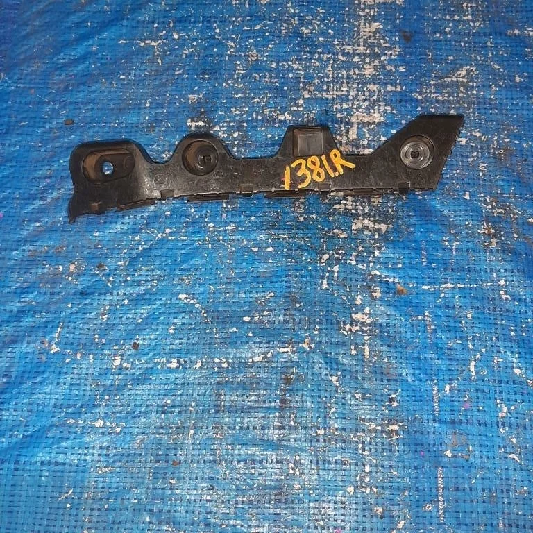 крепление бампера MAZDA CX5 KE2AW -