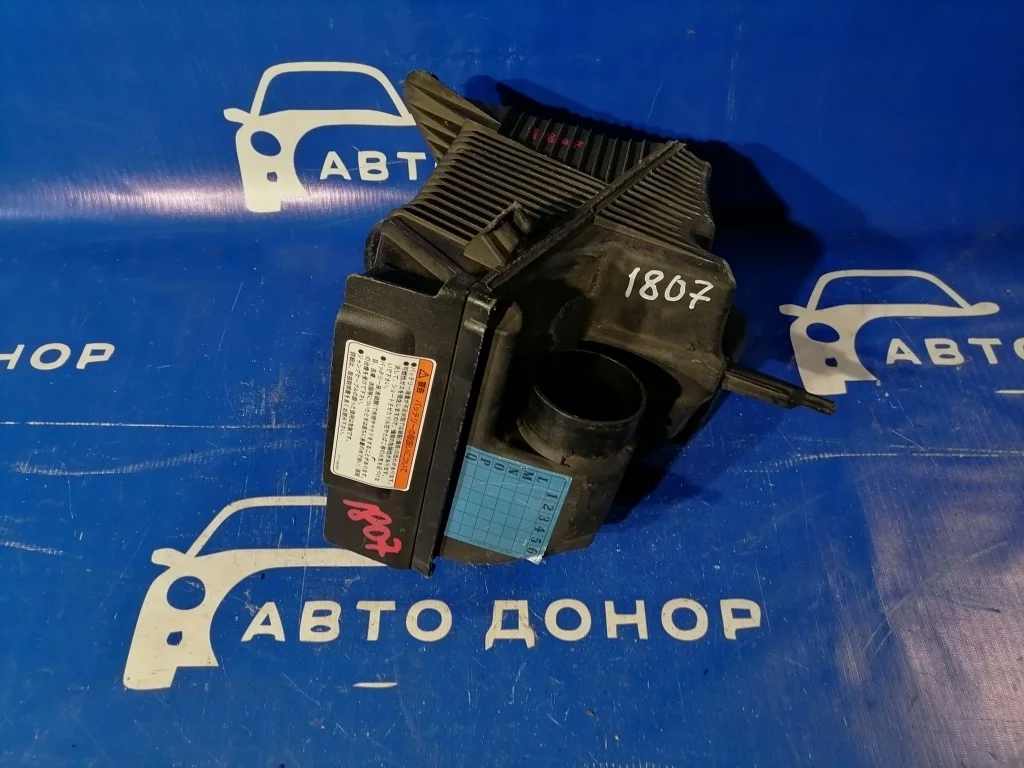 корпус воздушного фильтра RENAULT MEGANE KM F4R - 8200401500