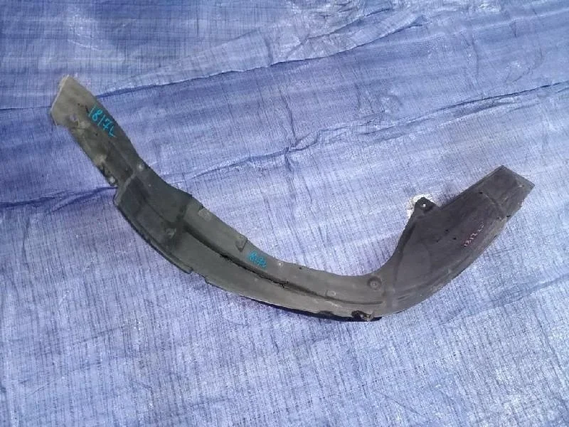 подкрылок SUZUKI ESCUDO TD94W -