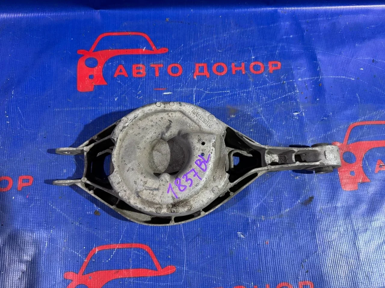 рычаг NISSAN SKYLINE V35 -