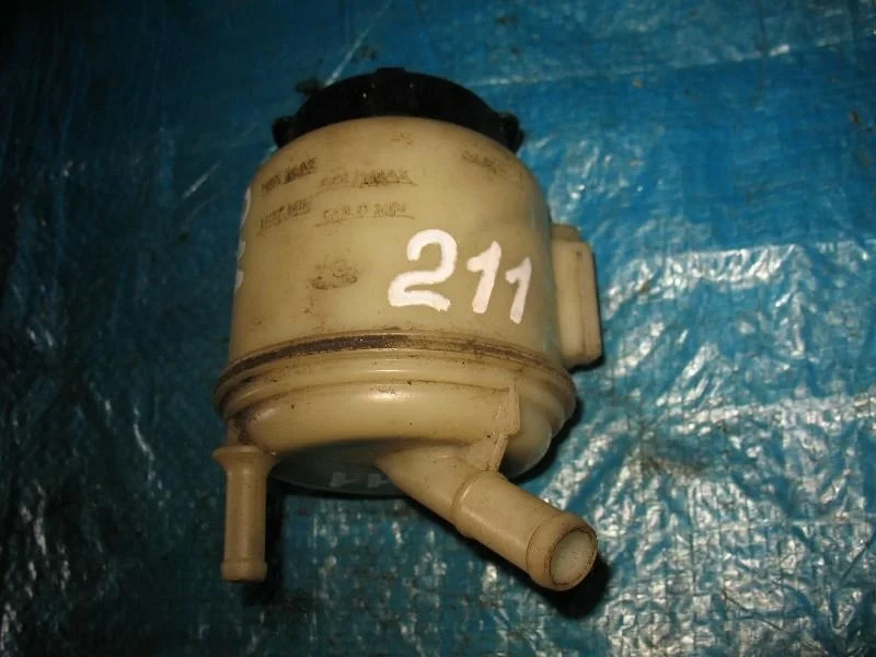 бачок гидроусилителя NISSAN BLUEBIRD SYLPHY QG10 QG18DE