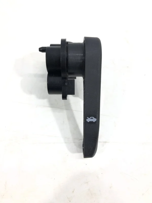 Ручка открывания капота Kia Stinger 2021 CK