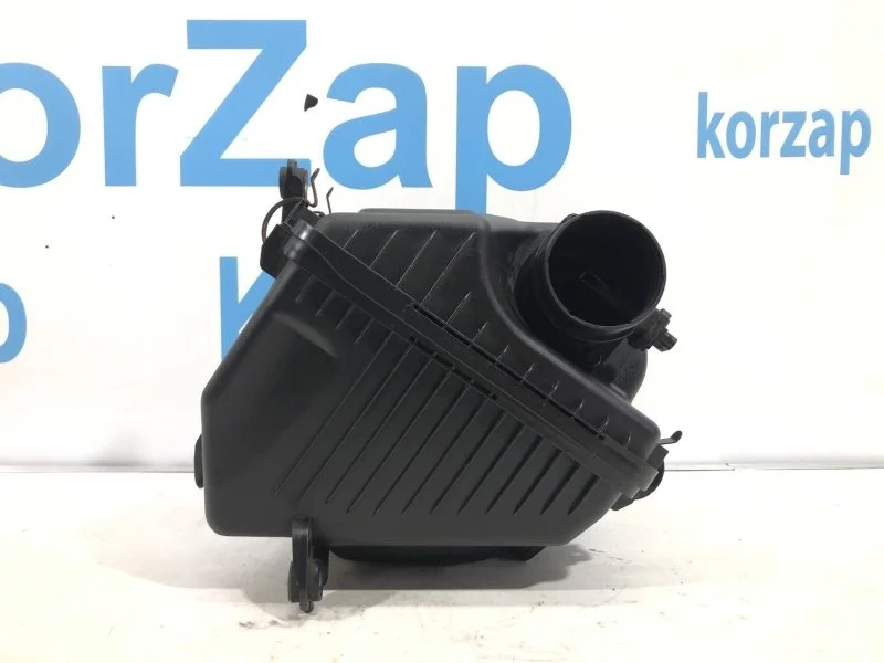 Корпус воздушного фильтра Kia Sorento 2 2011 XM