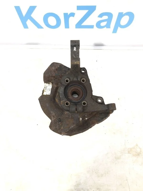 Поворотный кулак Kia Sorento 2 XM