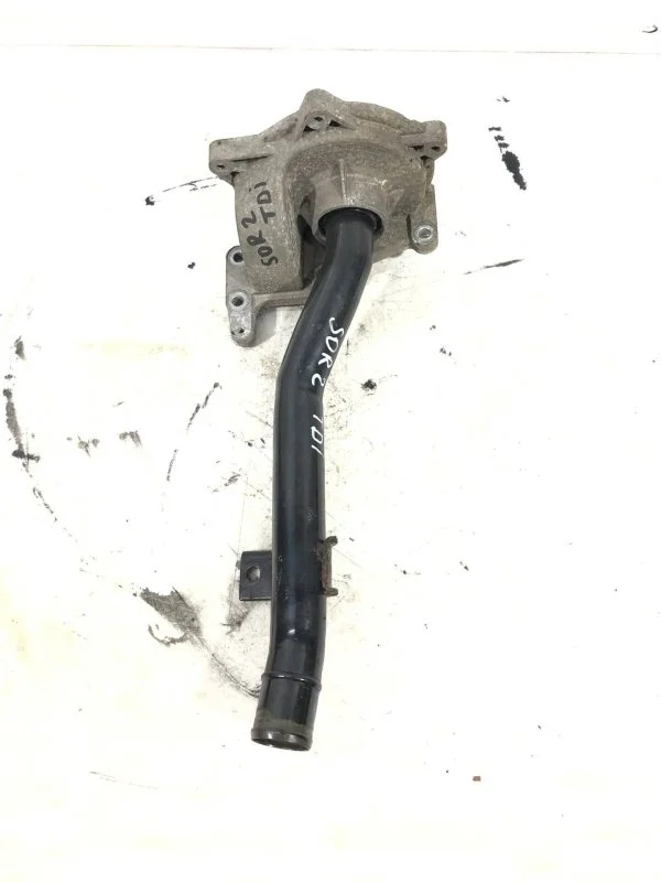 Помпа насос водяной Kia Sorento 2 2011 XM