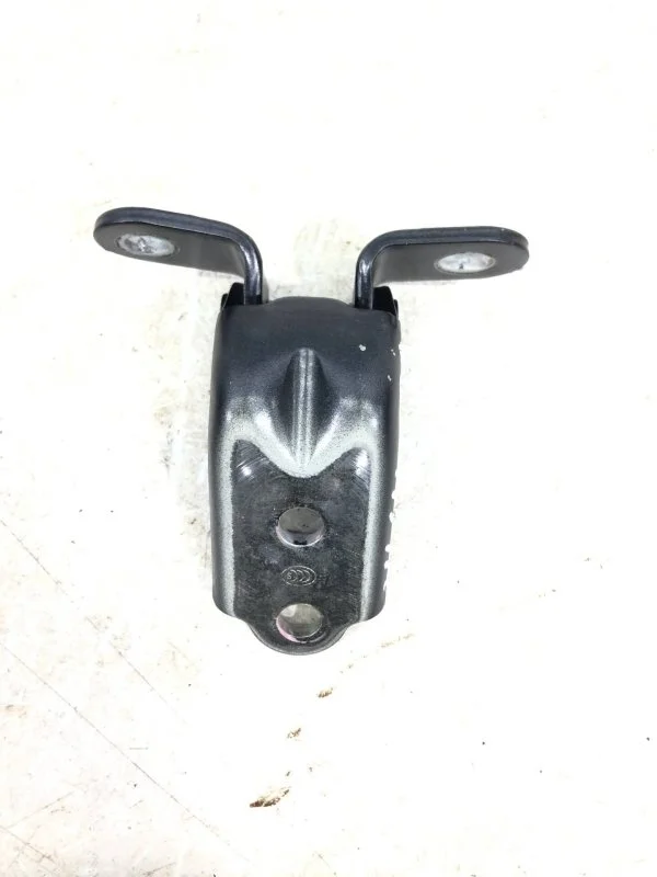 Петля двери Kia Sportage 5 2022 NQ5