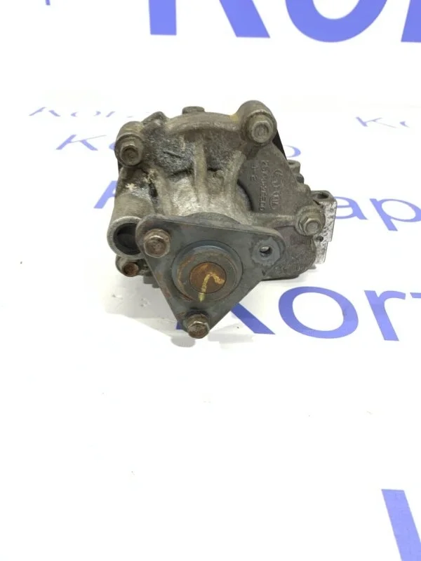 Помпа насос водяной Hyundai Sonata 6 YF