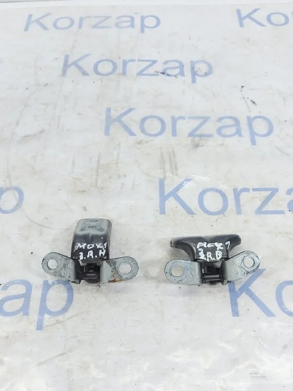 Петля двери Kia Mohave 2011 HM