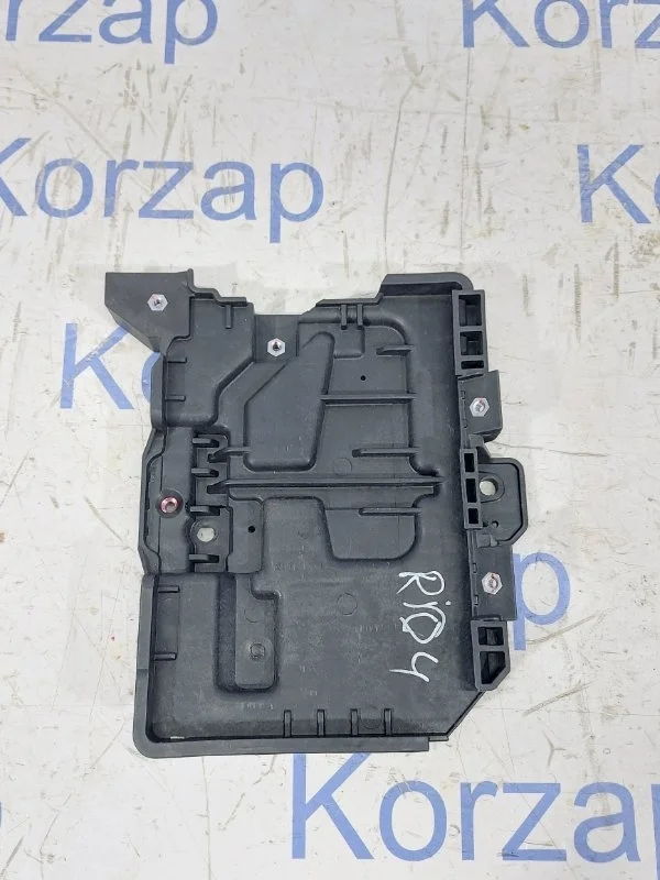 Площадка акб Kia Rio 4 2021 FB