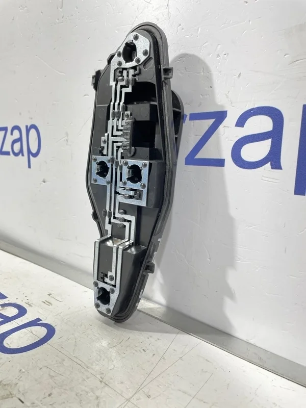 Плата фонаря Citroen Berlingo 2020 B9