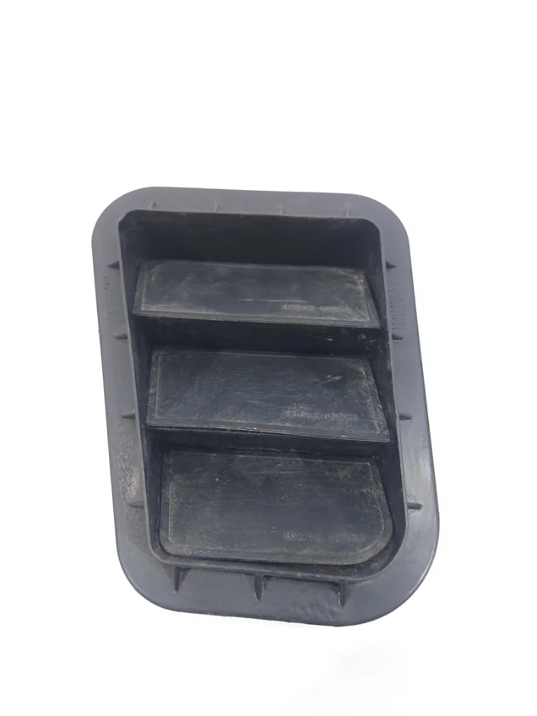 Клапан вентиляции кузова Kia Rio X-Line 2018 FB