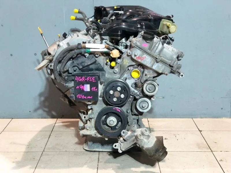 Двигатель Toyota Crown 2015 GRS211