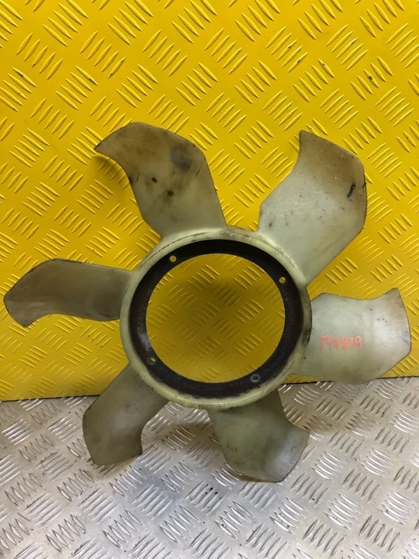 Крыльчатка вискомуфты Mitsubishi L200 (2006-2015) 2009 1320A015 ПИКАП 2.5 D 4D56