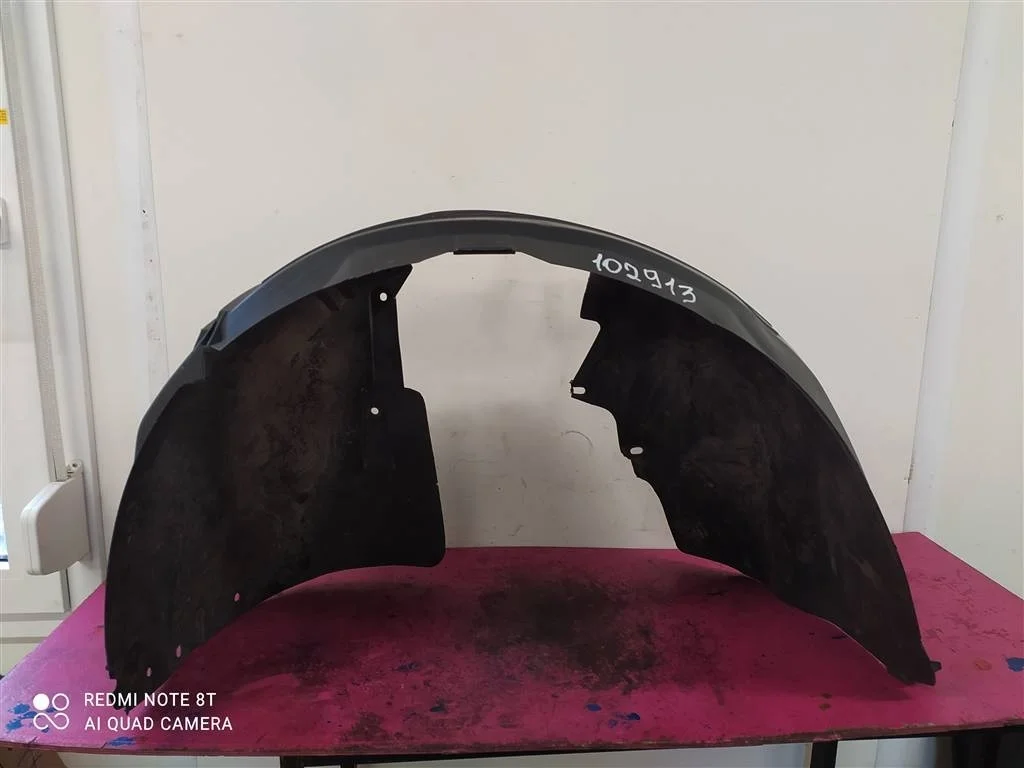 Подкрылок передний левый Ford Focus 1 Форд Фокус