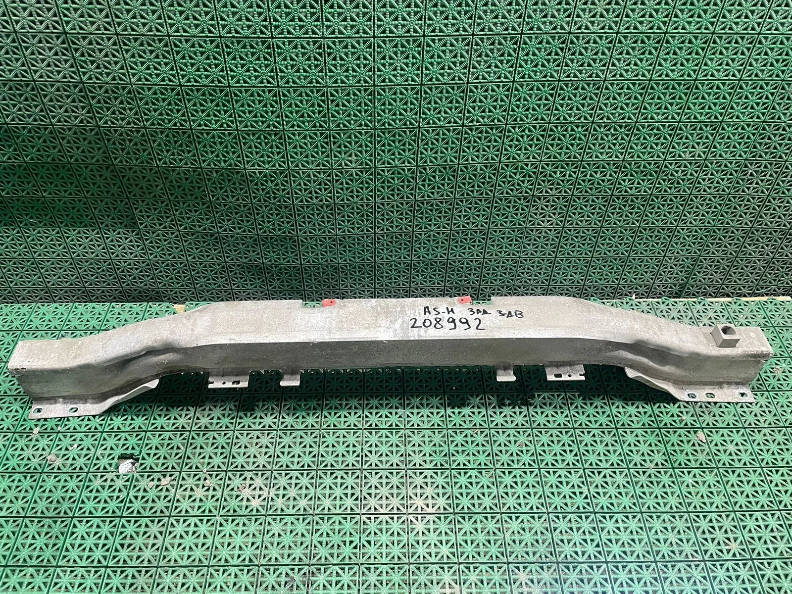 Усилитель бампера OPEL ASTRA H 2004- задний б/у ASTRA H(2004-2014)