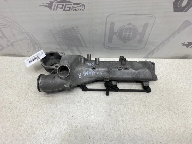 Впускной коллектор правый Mercedes-benz W221