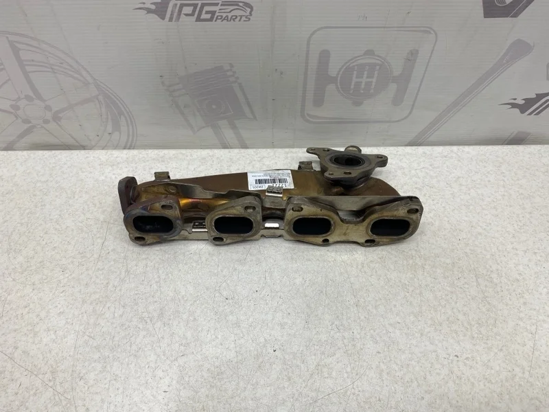 Выпускной коллектор Mercedes-benz 2016 C205