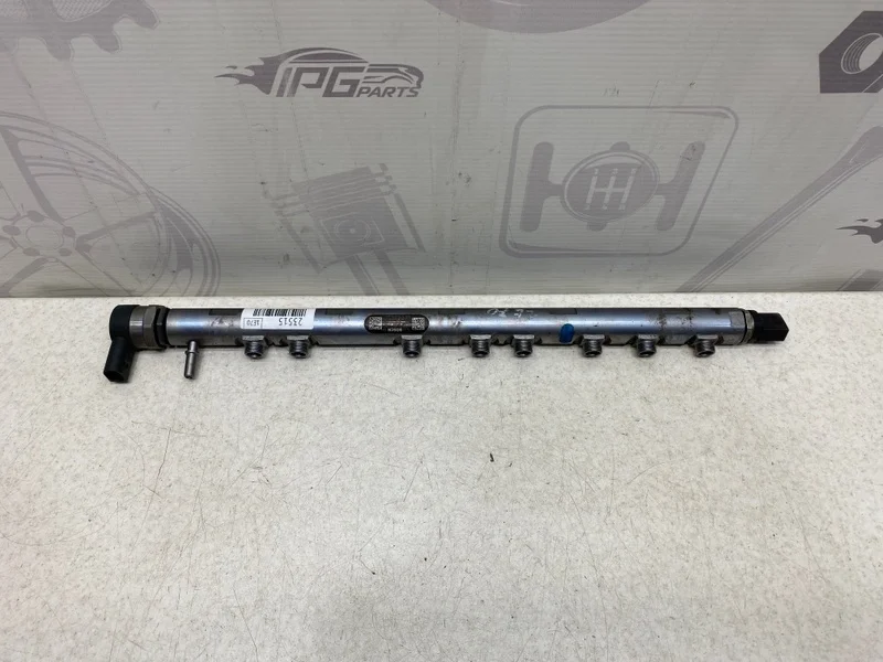 Топливная рампа BMW X5 2012 E70