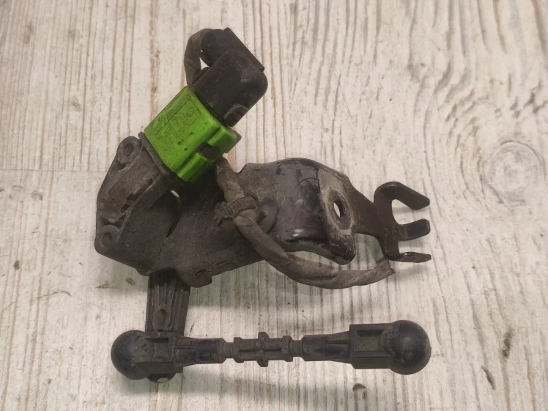 Датчик дорожного просвета Audi Q7 S-line 2019 4M