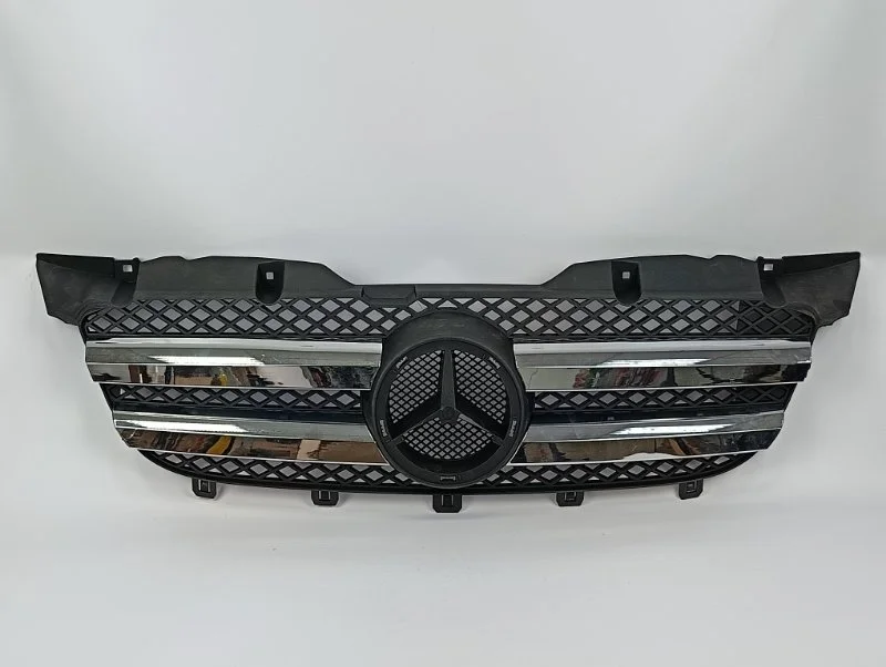 Решетка радиатора Mercedes-Benz Sprinter W906