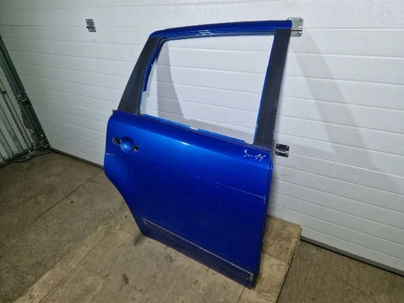 Дверь Nissan Note E11 2007