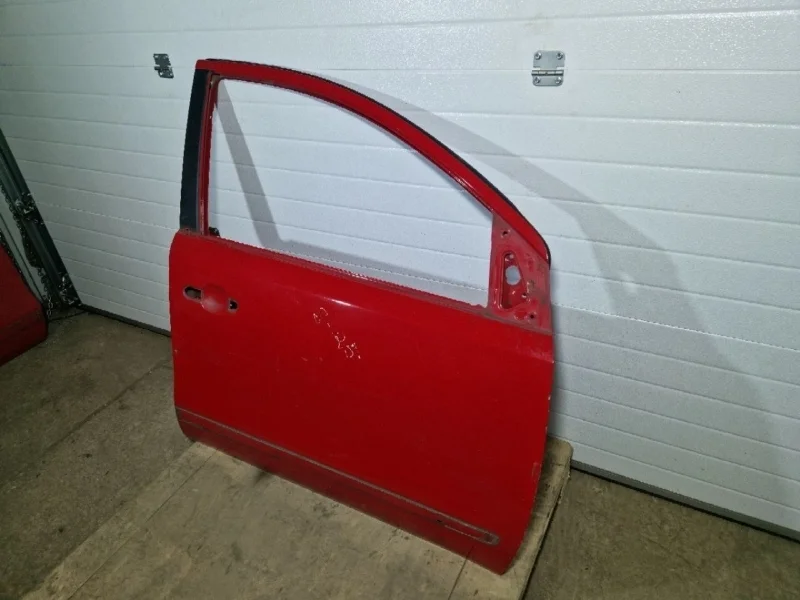 Дверь Nissan Note E11 2008