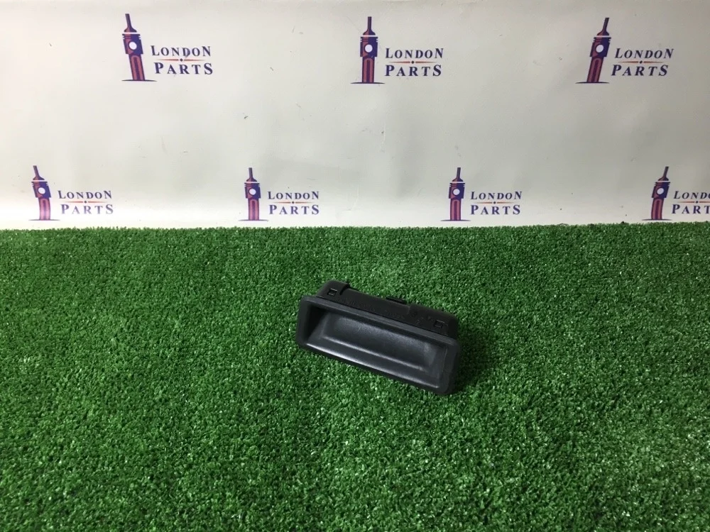 Кнопка открытия багажника BMW X5 E70