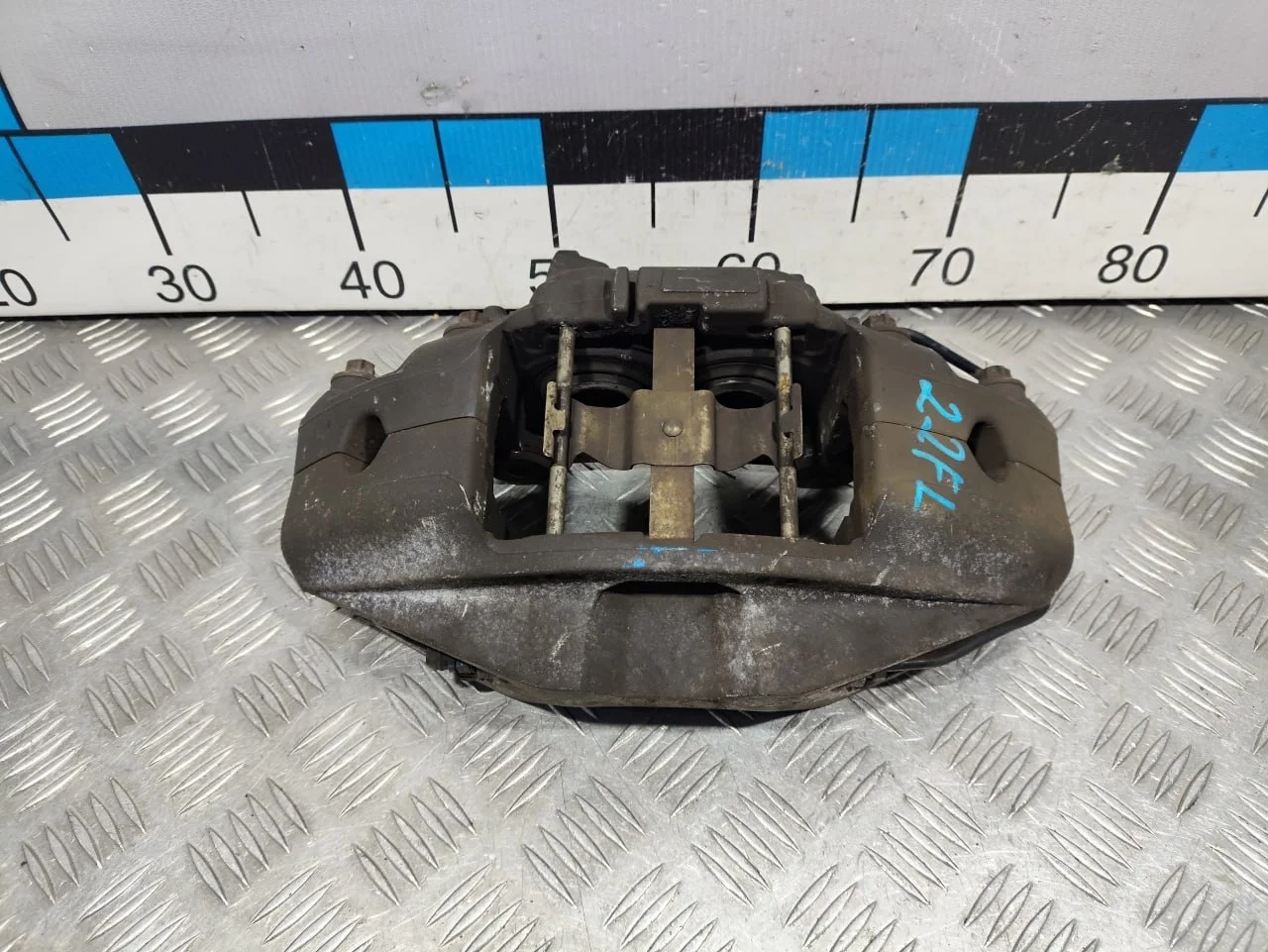 [Б/У] Суппорт тормозной передний левый BMW [Код: 00570283 ]