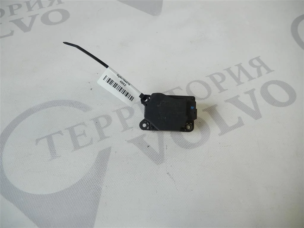 Моторчик заслонки печки