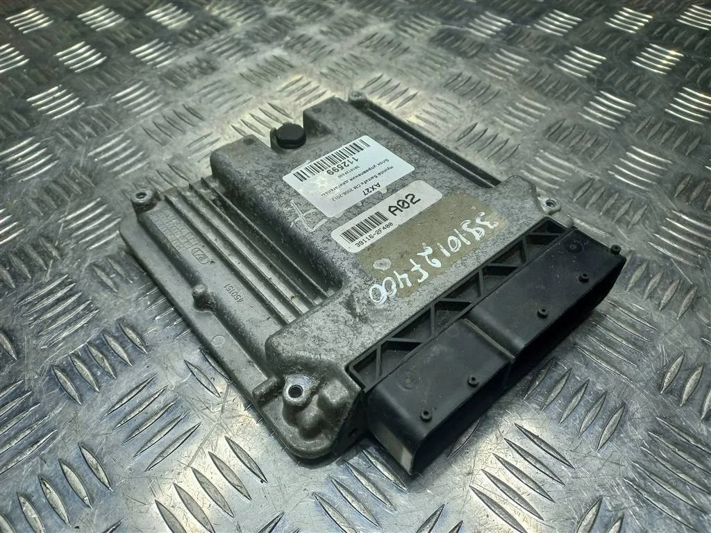 Блок управления двигателем Hyundai SANTA FE II (2