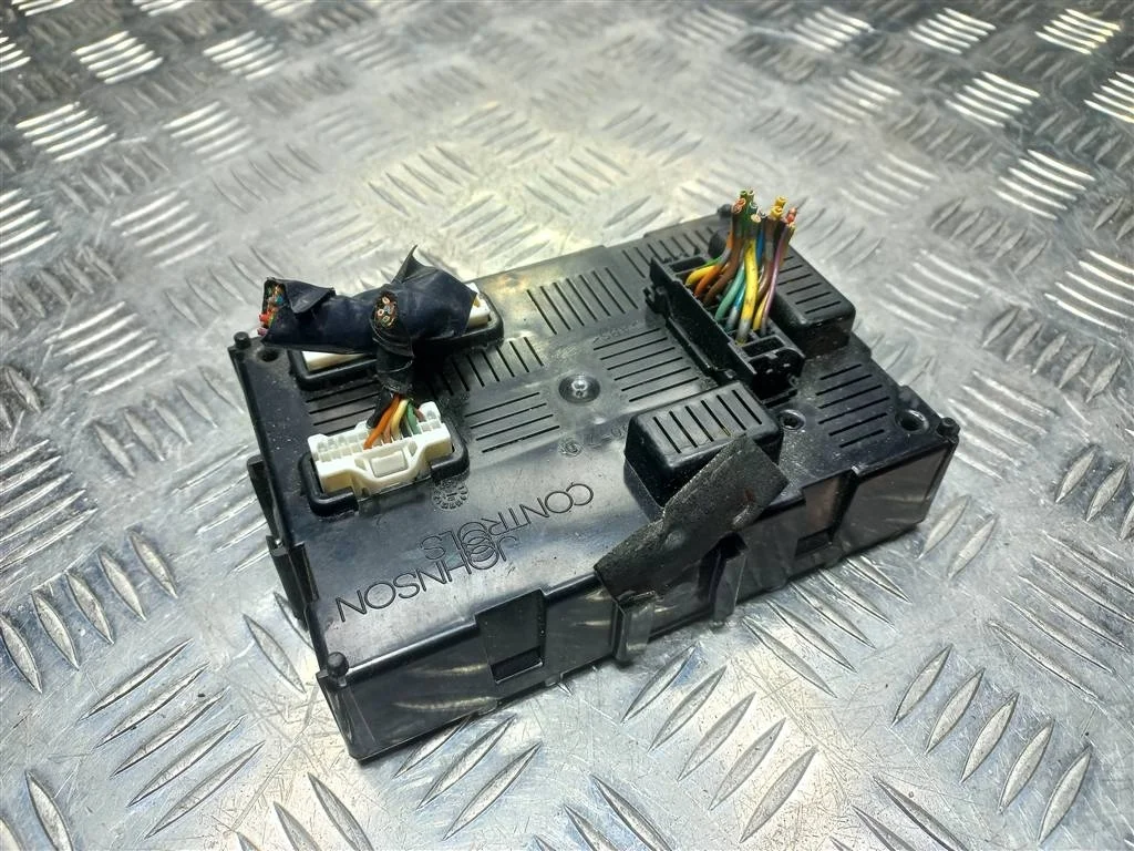 Блок комфорта NISSAN