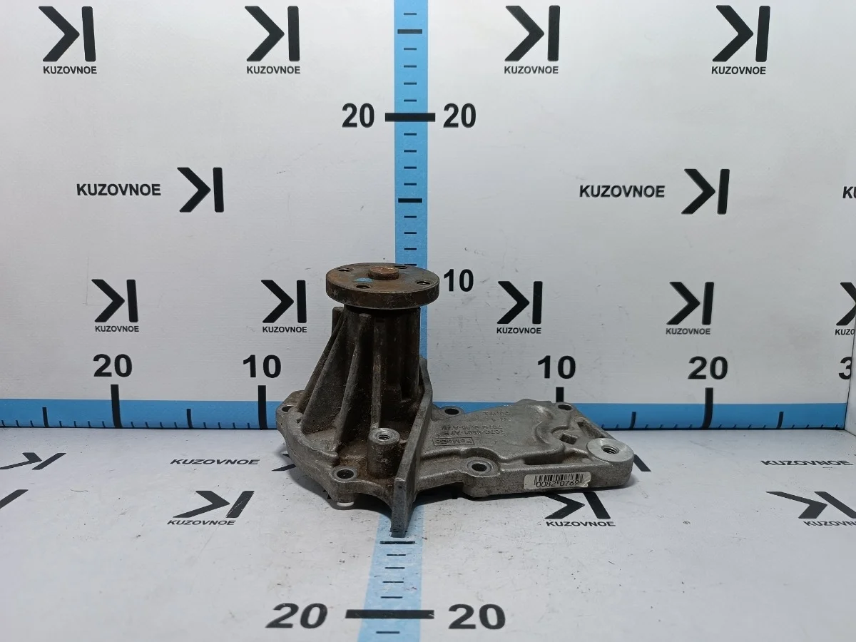 Насос водяной (помпа) Ford Focus 2015 CB8