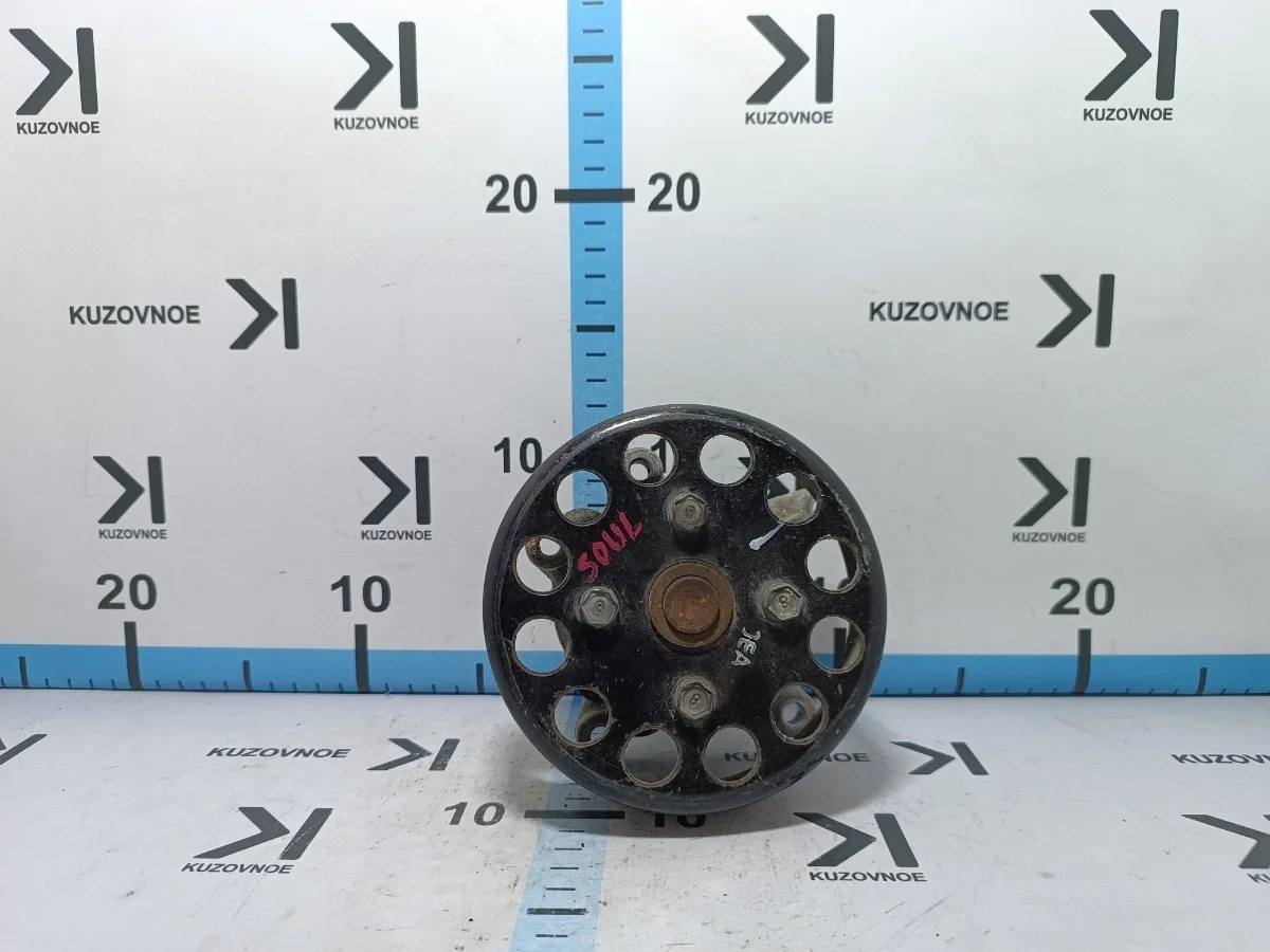 Насос водяной (помпа) Kia Soul 2014 PS