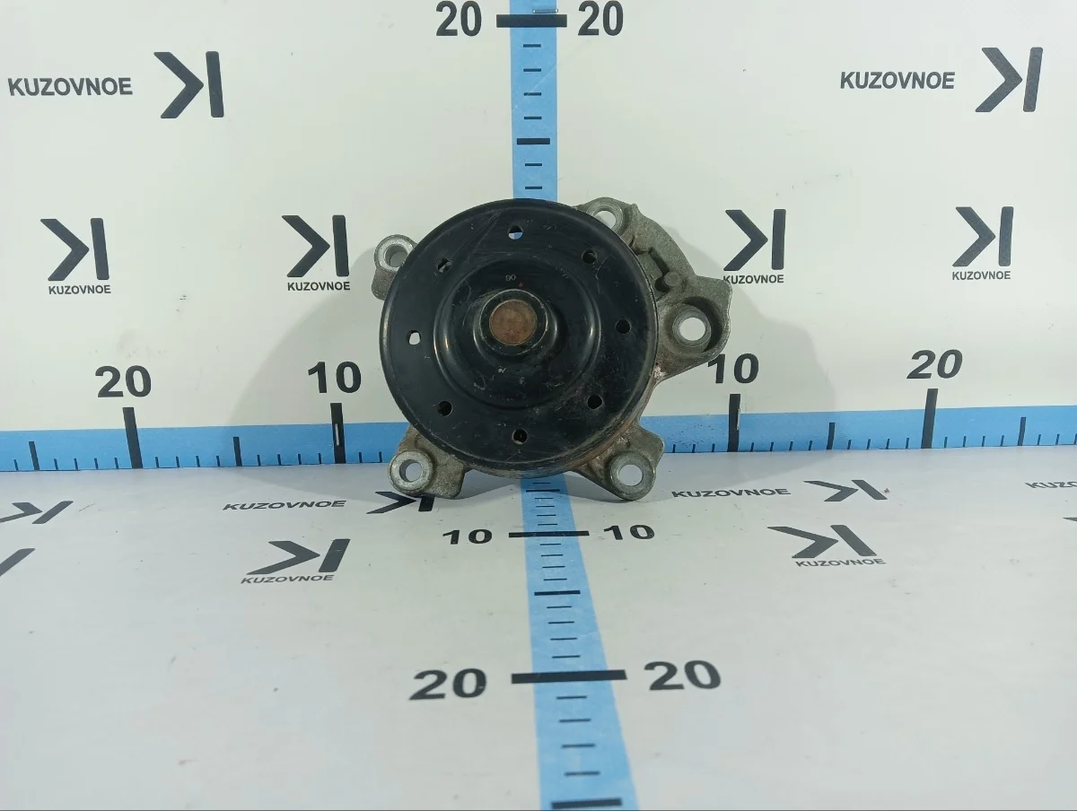 Насос водяной (помпа) Toyota Rav4 2016 XA40