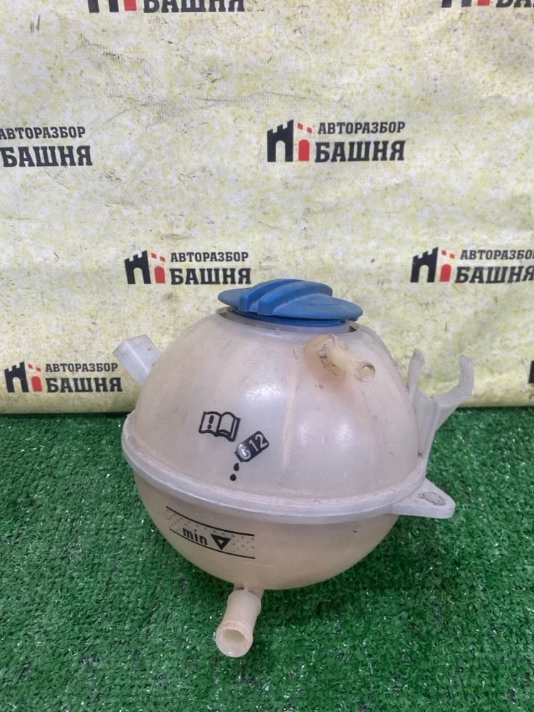 Бачок расширительный Volkswagen Jetta 2018 1K0121407A 6 CWVA