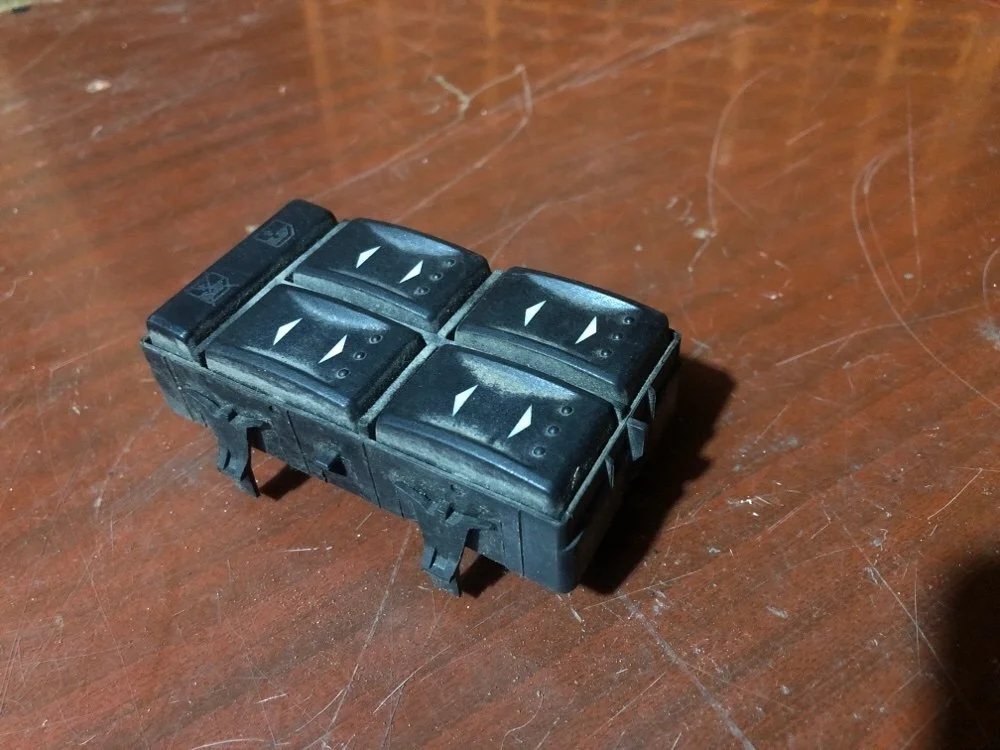 Блок управления стеклоподъемниками Ford Mondeo 2003 1230391 3