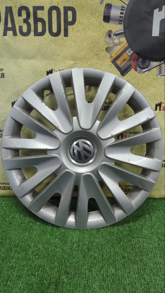 Колпак колеса Volkswagen Jetta 2018 5K0601147F 6 CWVA