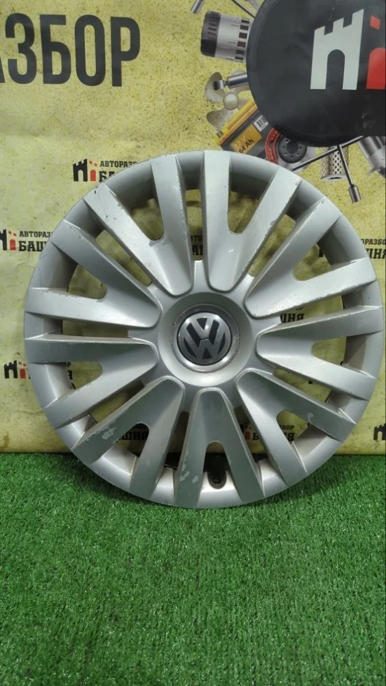Колпак колеса Volkswagen Jetta 2018 5K0601147F 6 CWVA