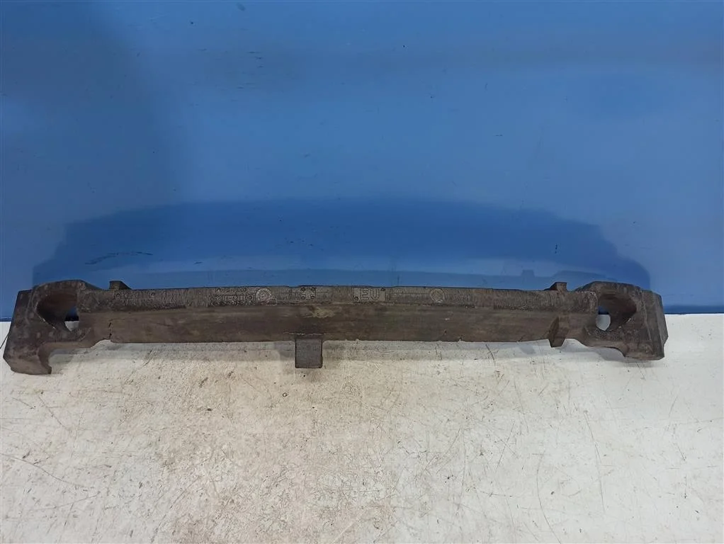 абсорбер переднего бампера Toyota RAV 4 CA40 2015-2019